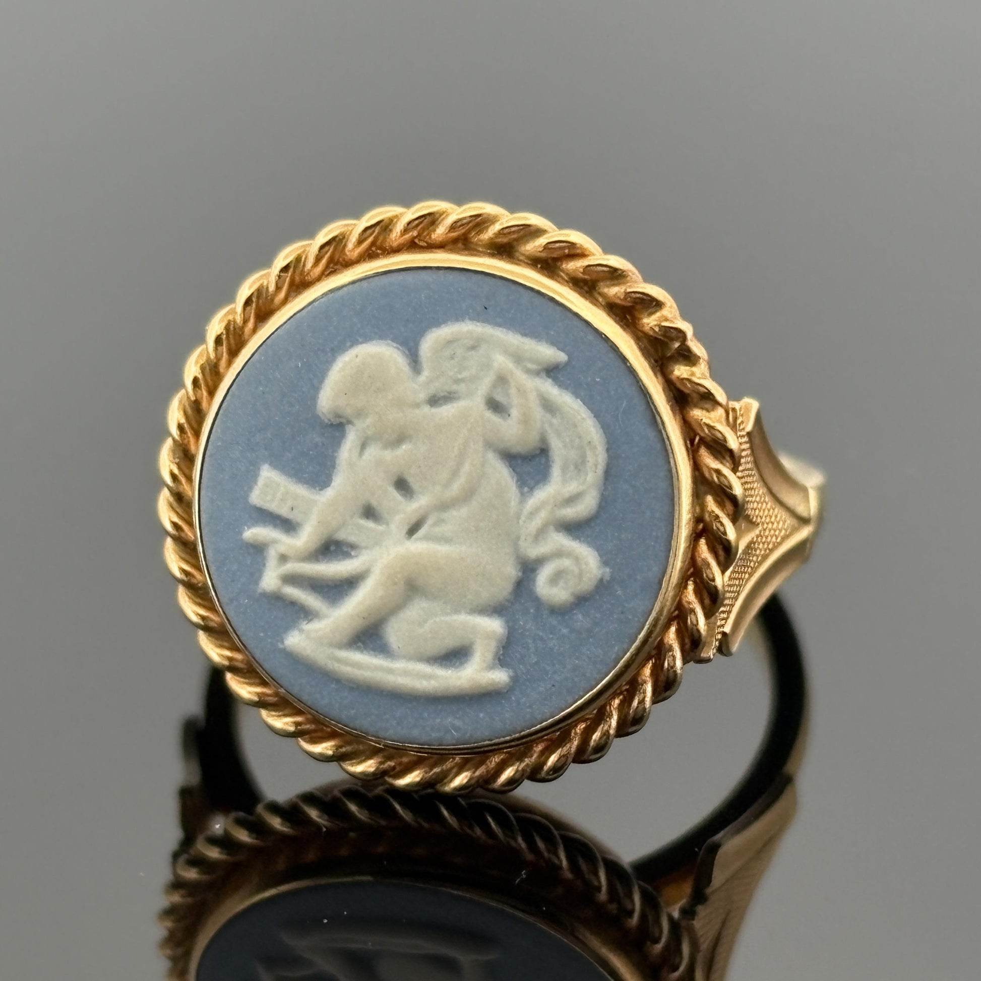 Vintage Wedgwood Jasperware Cameo Ring, 14k Yellow Gold