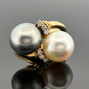 Estate White & Black 10.5mm Pearl Diamond Moi et Toi Ring 18k Yellow Gold