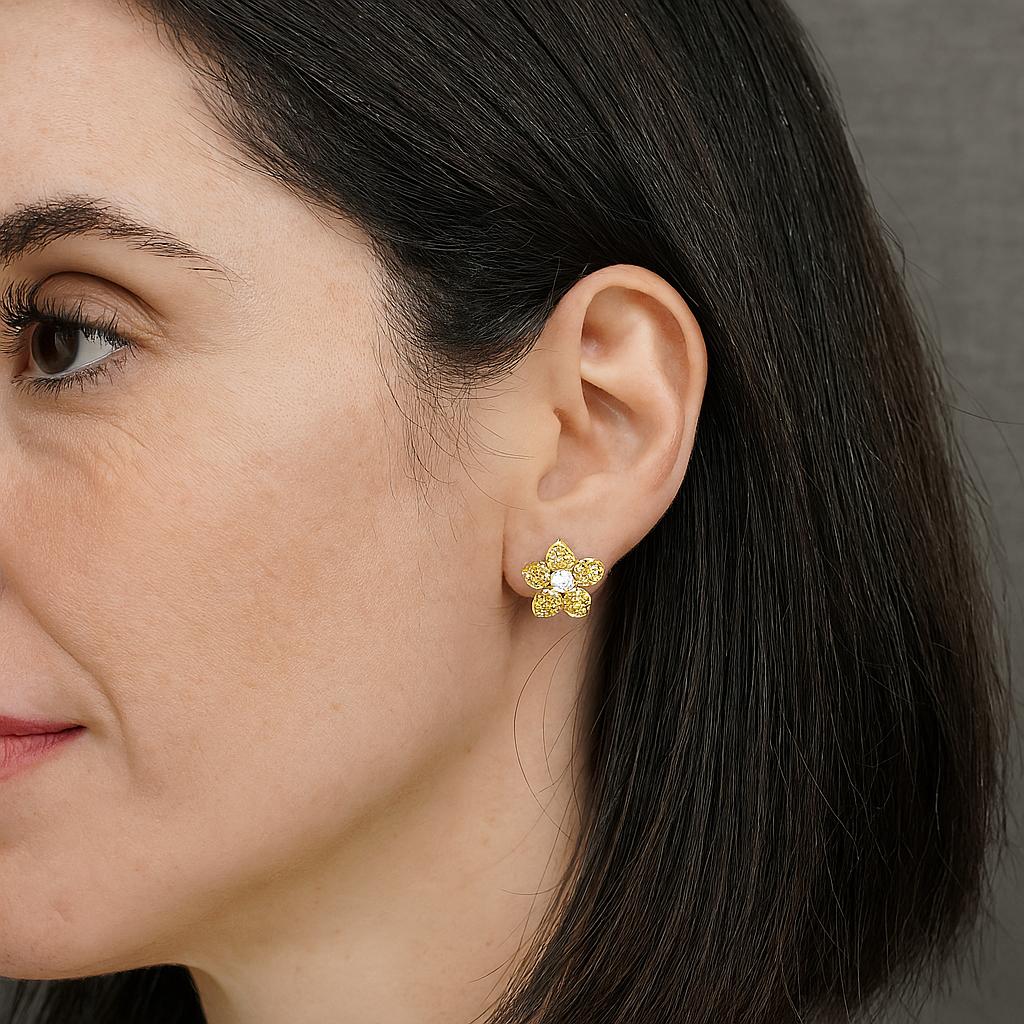 Estate Yellow & White Diamond Flower Stud Earrings 18k Yellow Gold