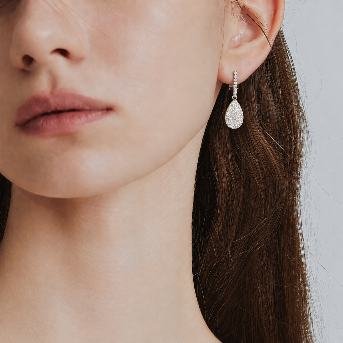 Diamond Drop Lucite Earrings 18k White Gold 1.45ctw
