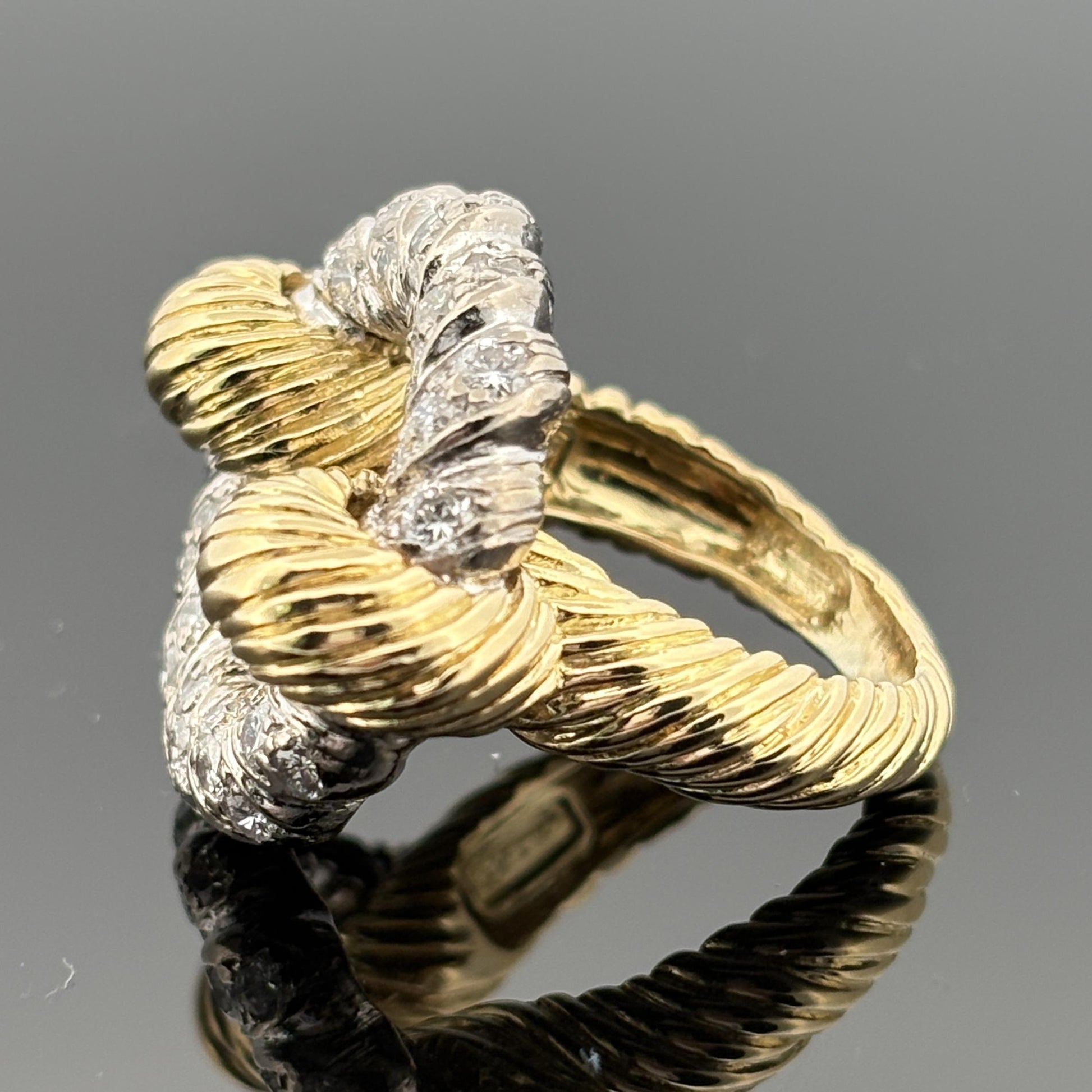 Vintage Kutchinsky Diamond Rope Ring 18k Two Tone - 1.25ctw