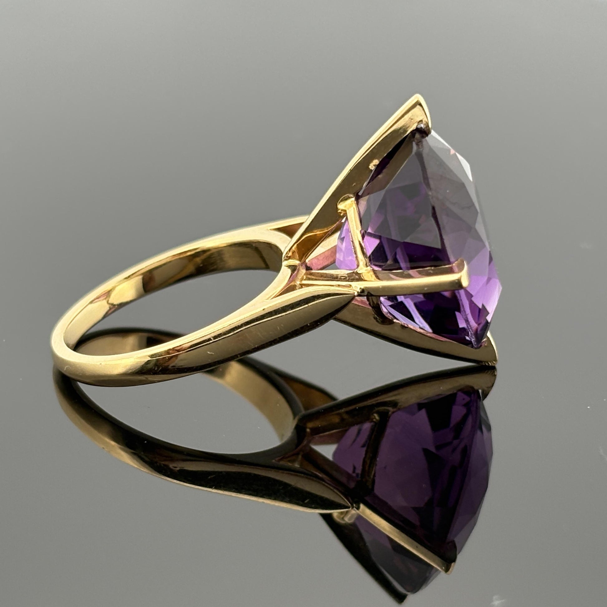 Large Amethyst Solitaire Cocktail Ring 18k Yellow Gold