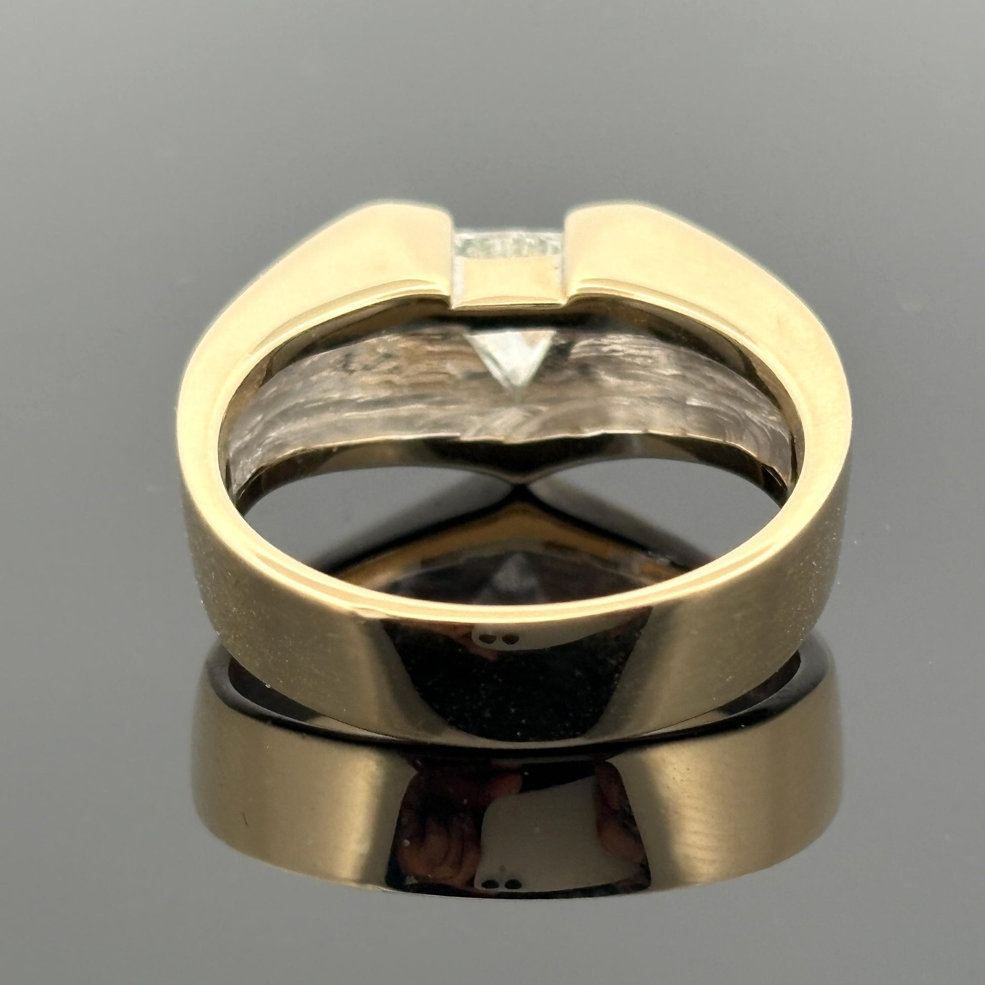 Men’s Diamond Ring in 14K Yellow Gold, 0.90ct Trillion Cut
