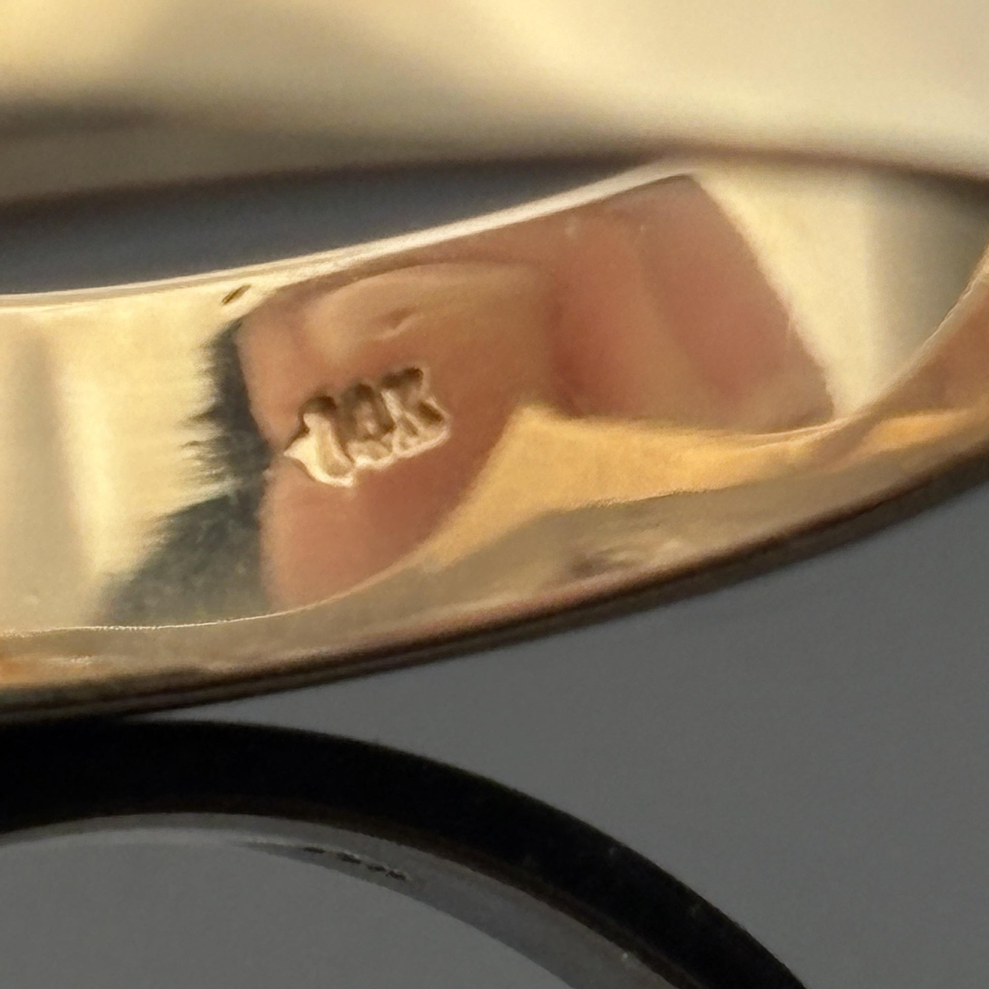 Men’s Diamond Ring in 14K Yellow Gold, 0.90ct Trillion Cut