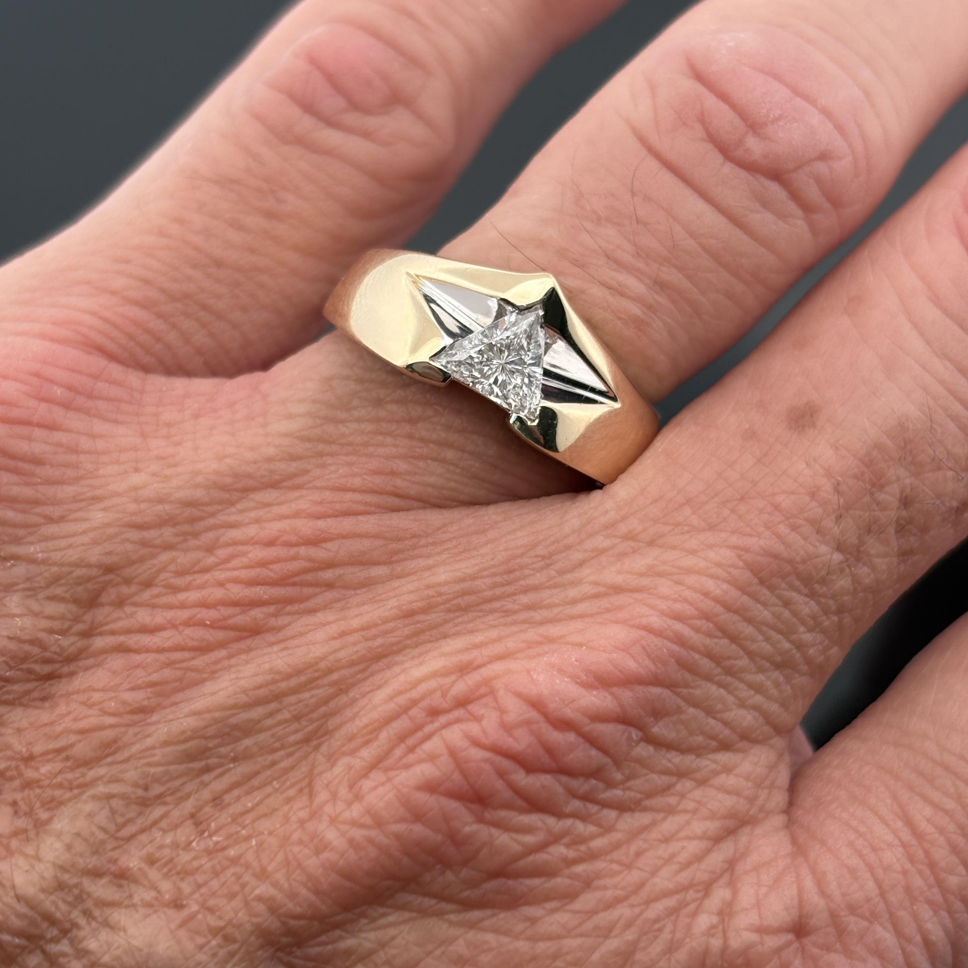 Men’s Diamond Ring in 14K Yellow Gold, 0.90ct Trillion Cut