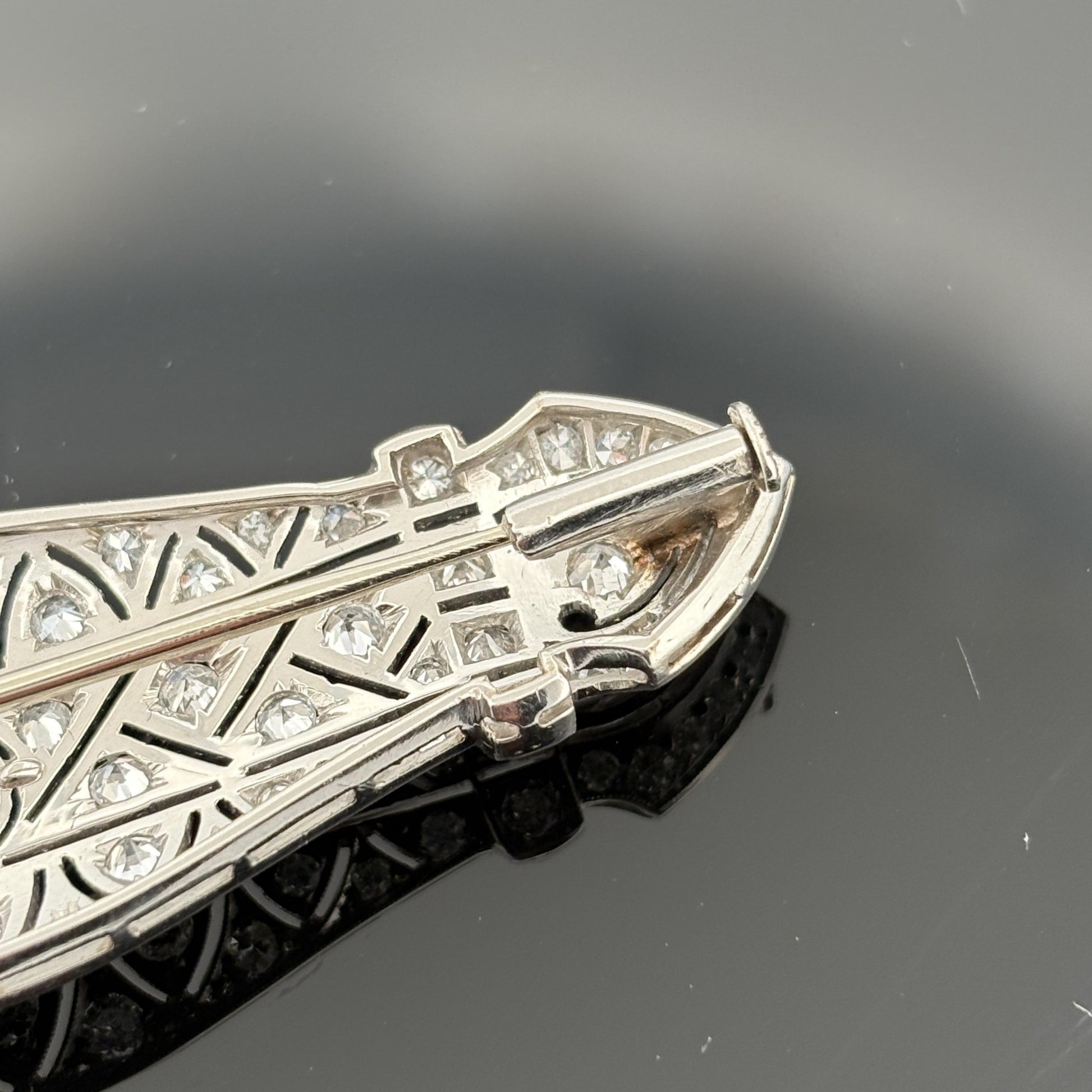 Vintage French Mid-century Platinum 3.90ctw Diamond Brooch