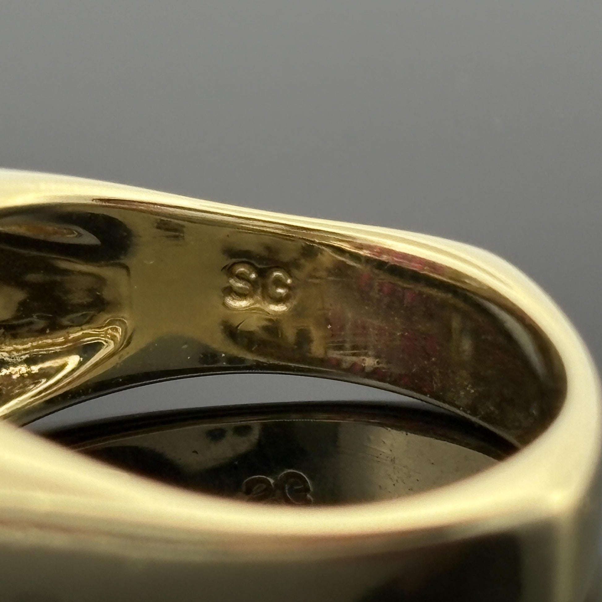 SeidenGang Ruby & Diamond 18k Yellow Gold Ring