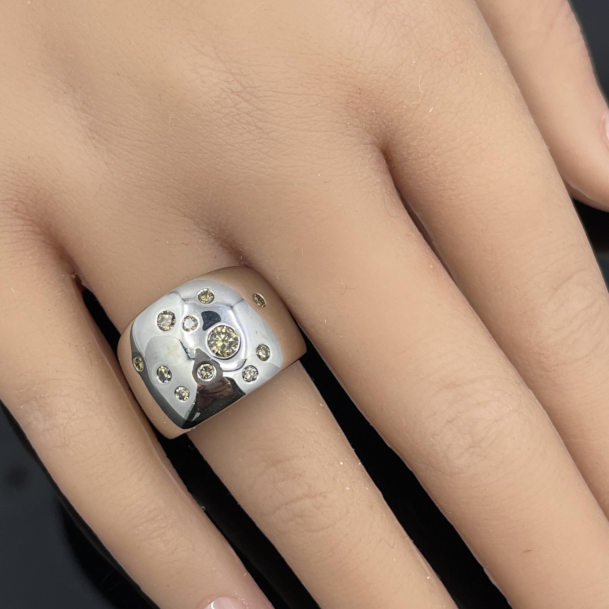 Poiray Diamond Wide Dome Ring 18k White Gold - French