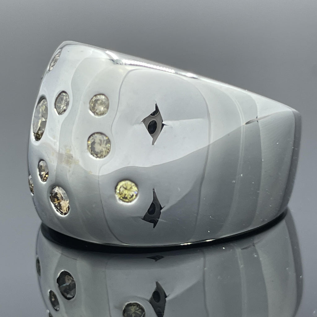 Poiray Diamond Wide Dome Ring 18k White Gold - French