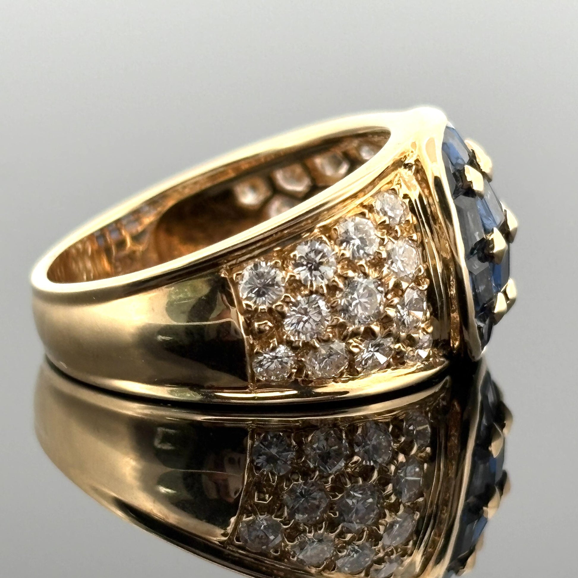 Sapphire & Diamond Ring 18k Yellow Gold