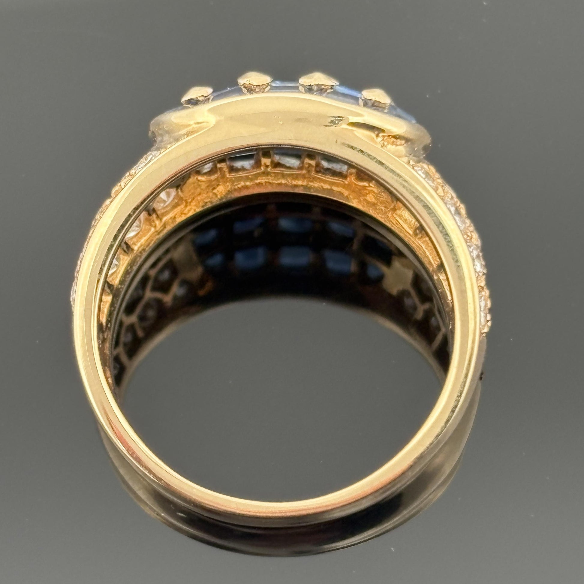 Sapphire & Diamond Ring 18k Yellow Gold
