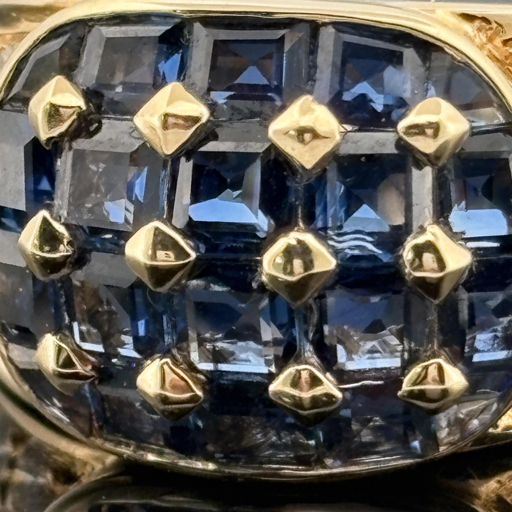 Sapphire & Diamond Ring 18k Yellow Gold