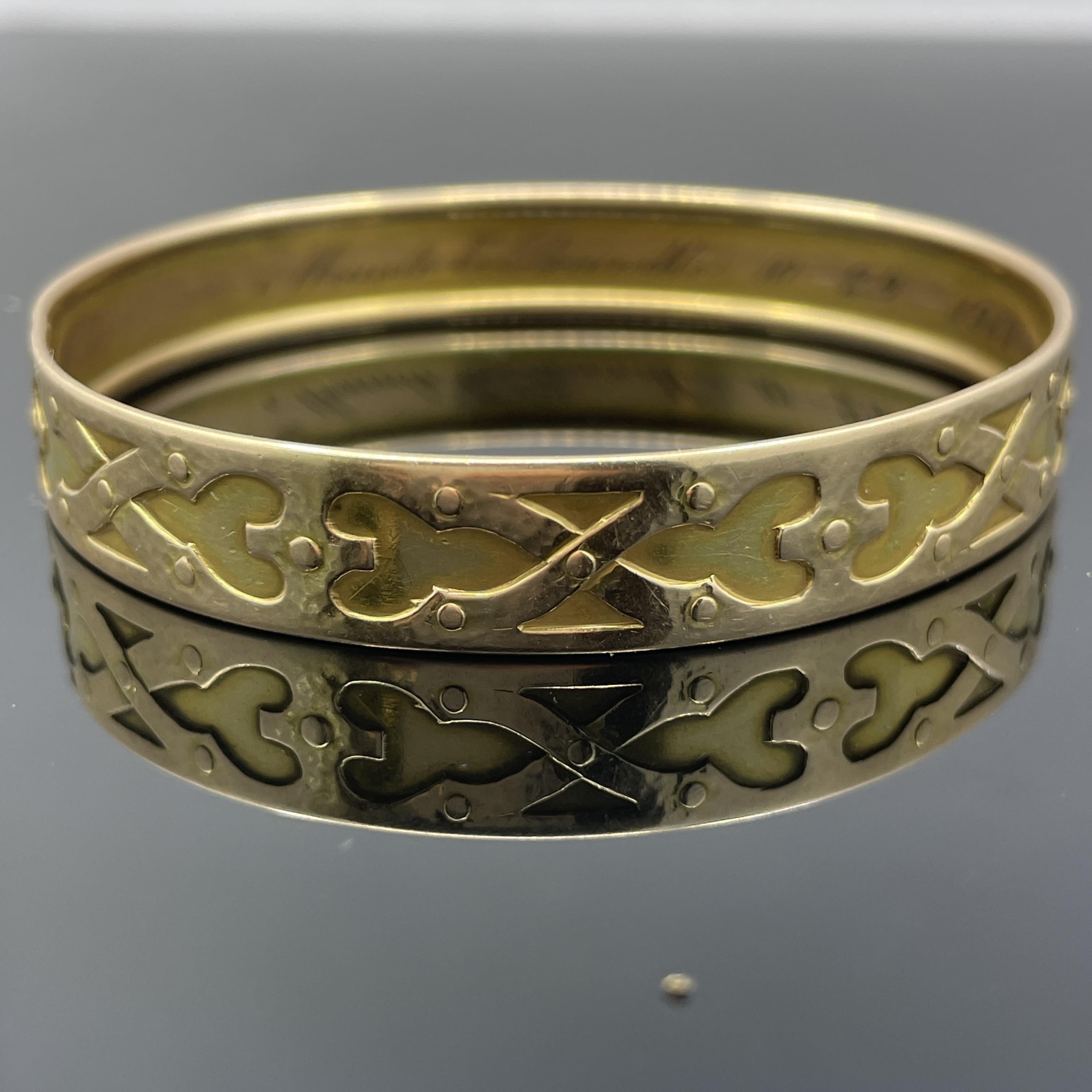 Antique Arts & Crafts 14k Yellow Gold Bangle Bracelet