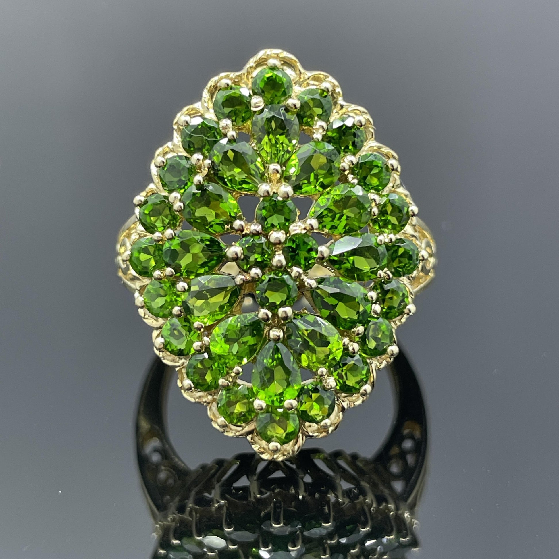 Estate Tsavorite Garnet 14k Yellow Gold Cocktail Ring