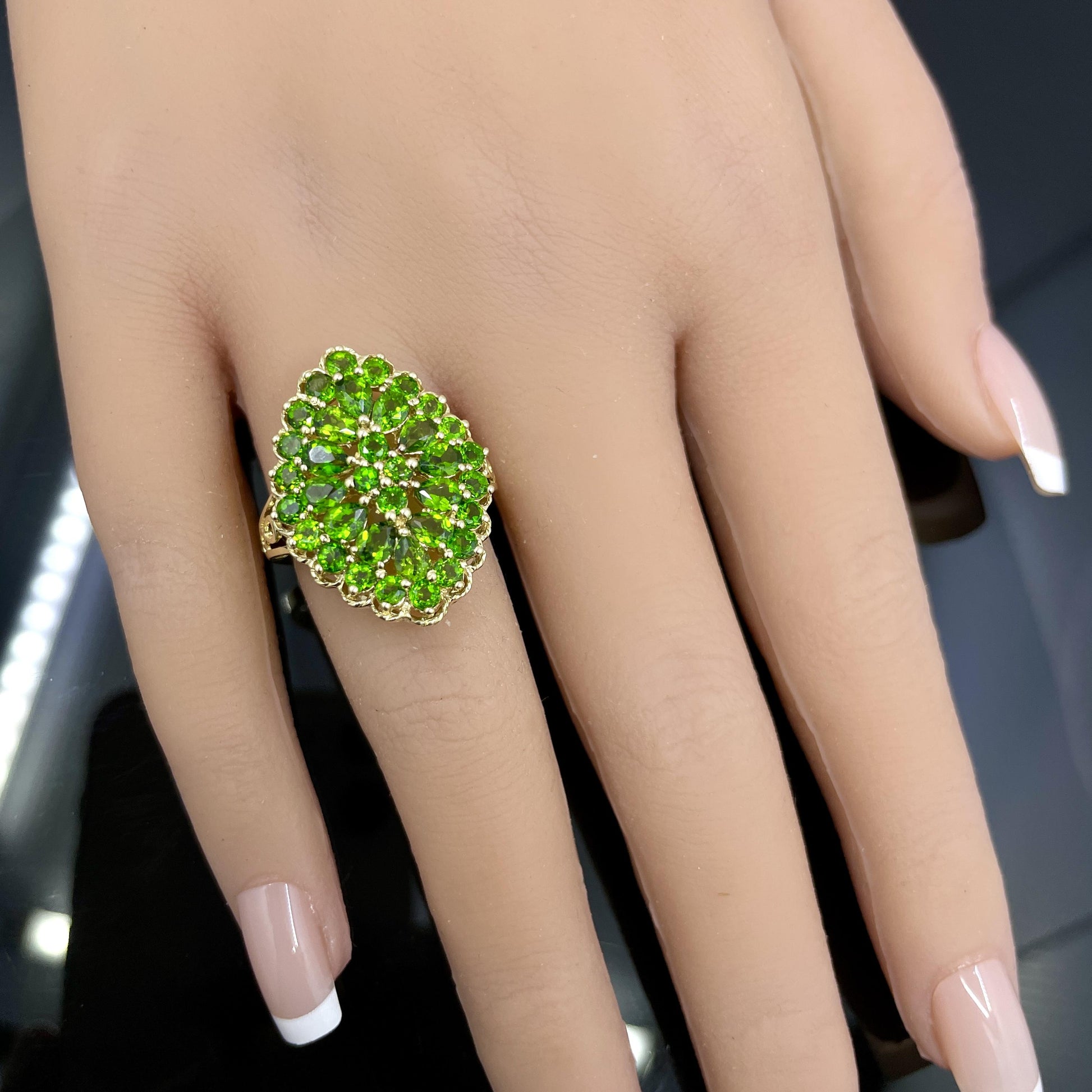 Estate Tsavorite Garnet 14k Yellow Gold Cocktail Ring