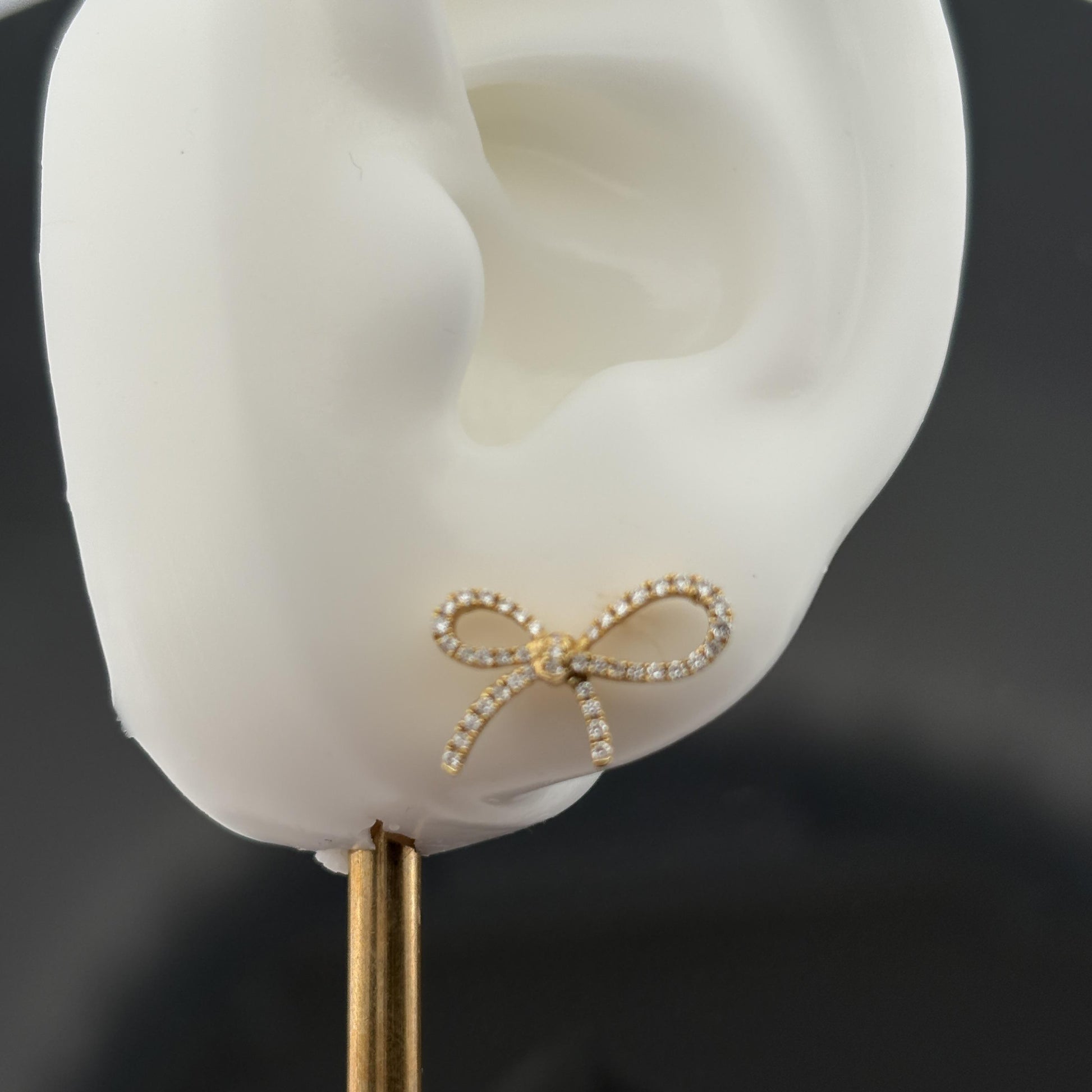Estate Bow Diamond Earrings 0.24ctw 18k Yellow Gold
