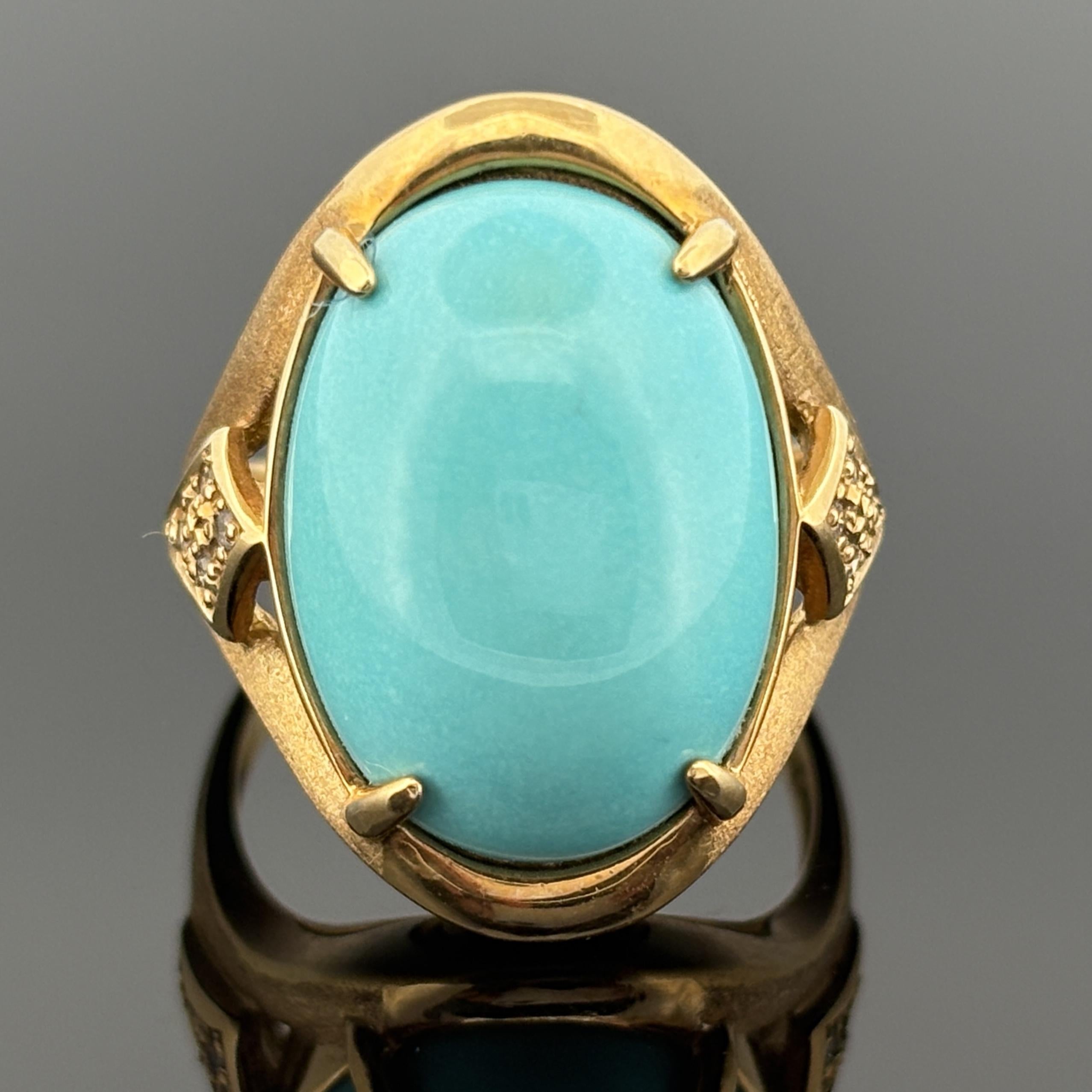 Vintage Turquoise Cabochon & Diamond Ring 18k Yellow Gold