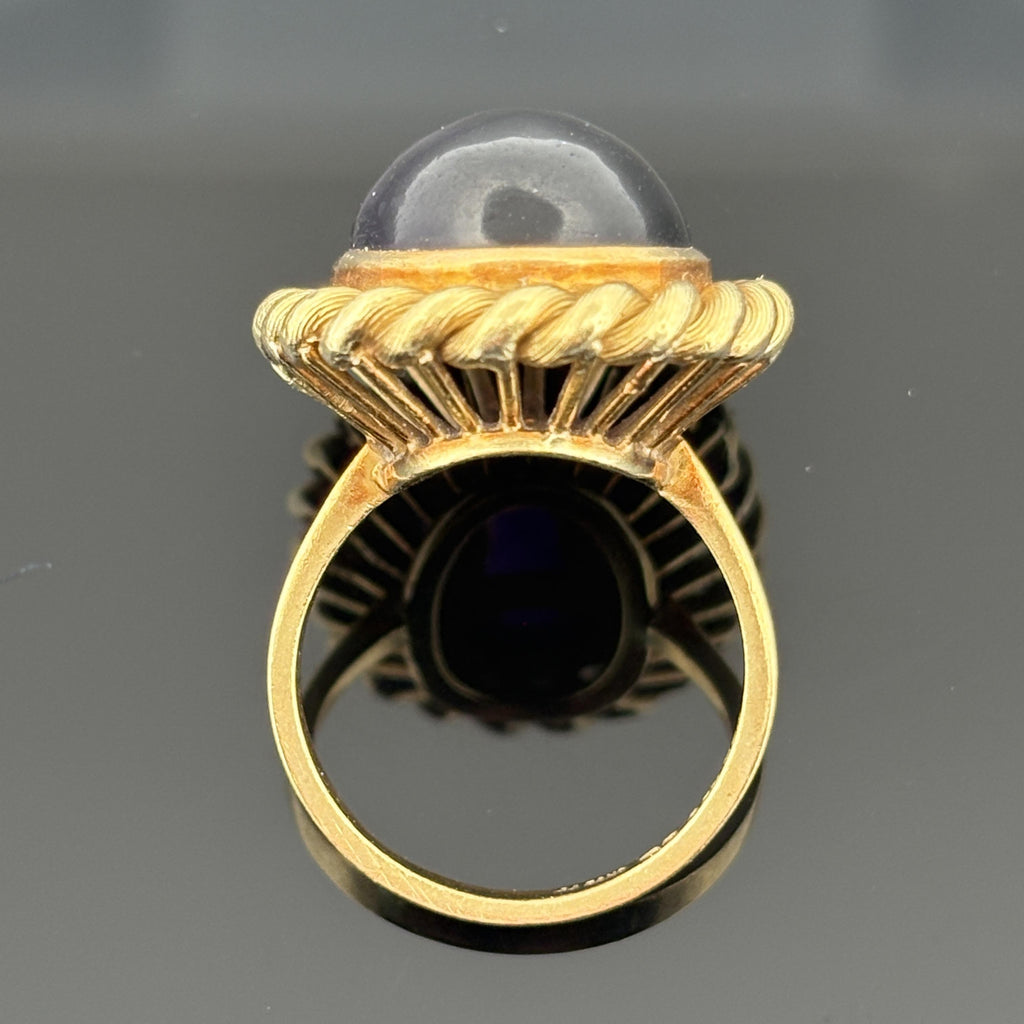 Vintage Mid-Century Amethyst Rope Motif Ring in 18k Yellow Gold