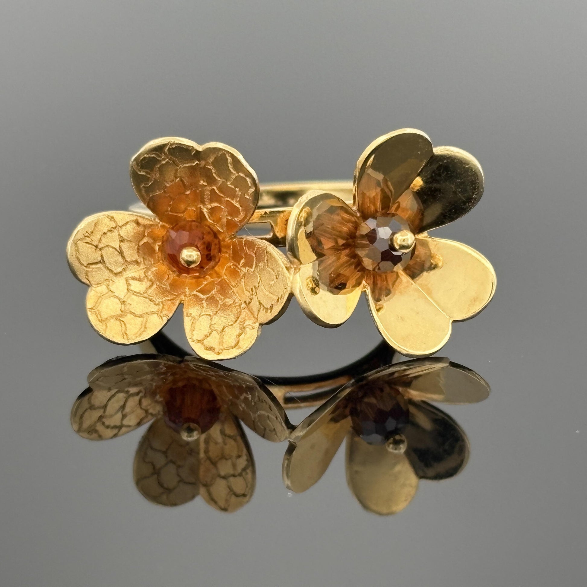 Double Flower 18k Yellow Gold Ring w/ Citrine
