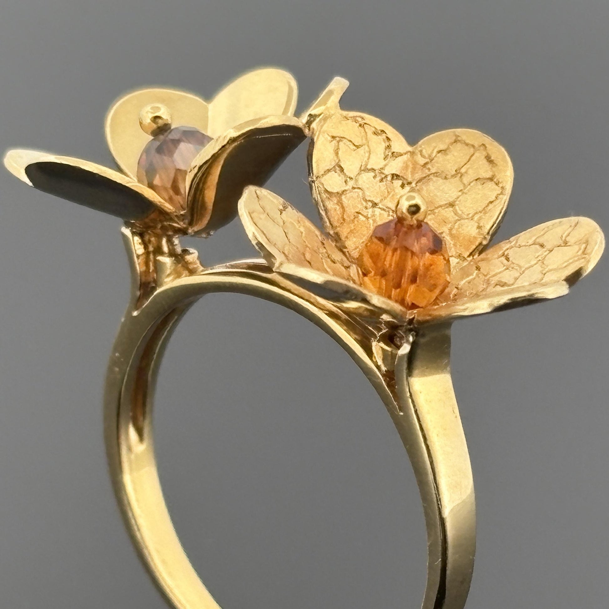 Double Flower 18k Yellow Gold Ring w/ Citrine
