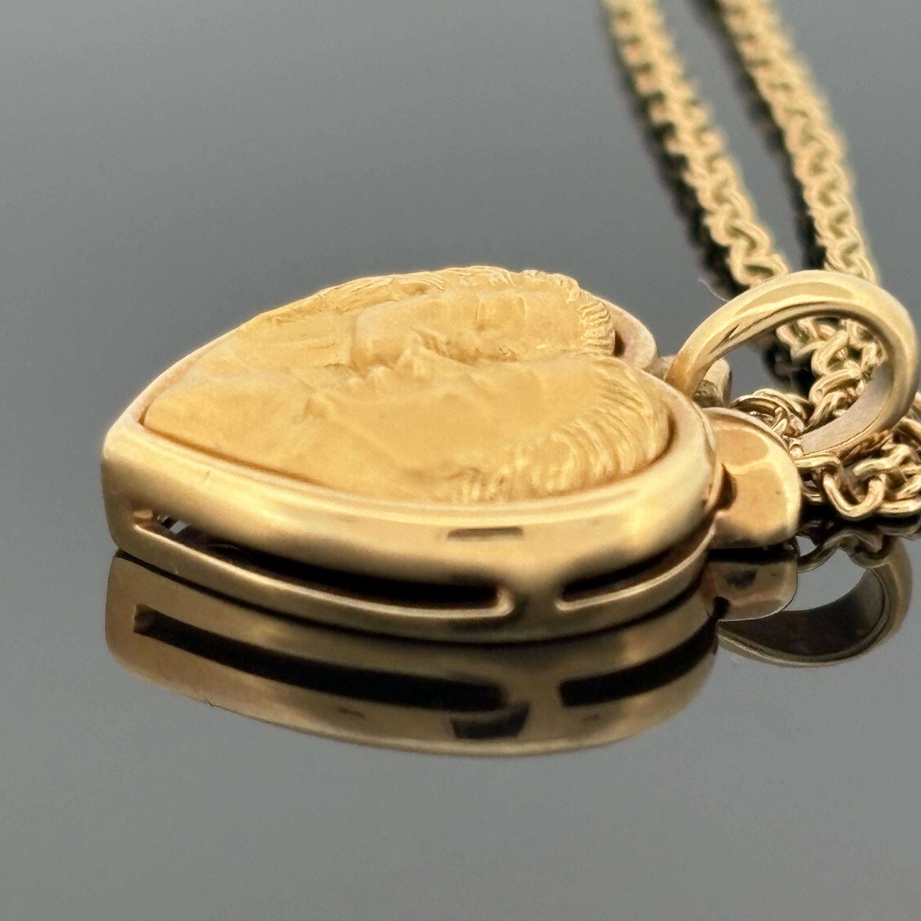 Carrera y Carrera Romeo & Juliet Heart Pendant Necklace 18k Gold