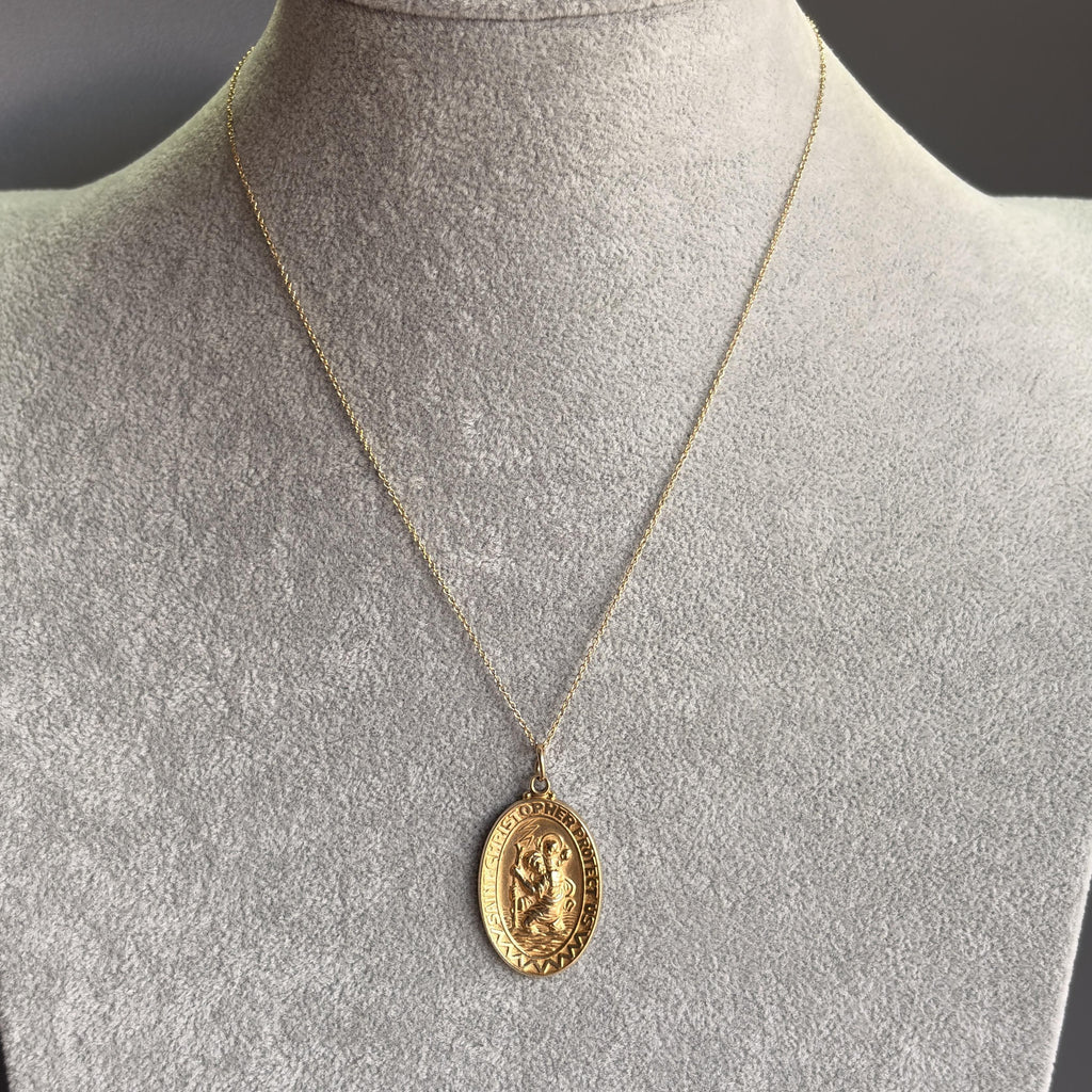 Vintage St. Christopher Oval Medal 14k Gold 29.2mm