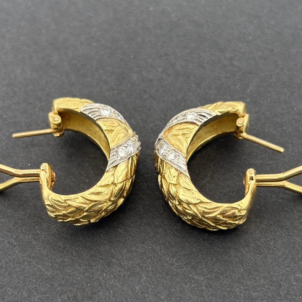 Seidengang Laurel Semi-Hoop Earrings 18k Gold & Diamond