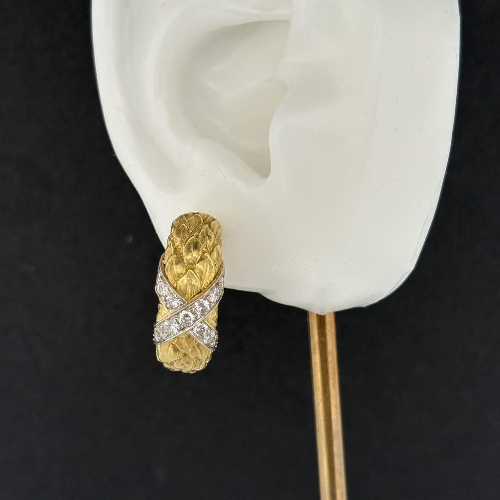 Seidengang Laurel Semi-Hoop Earrings 18k Gold & Diamond