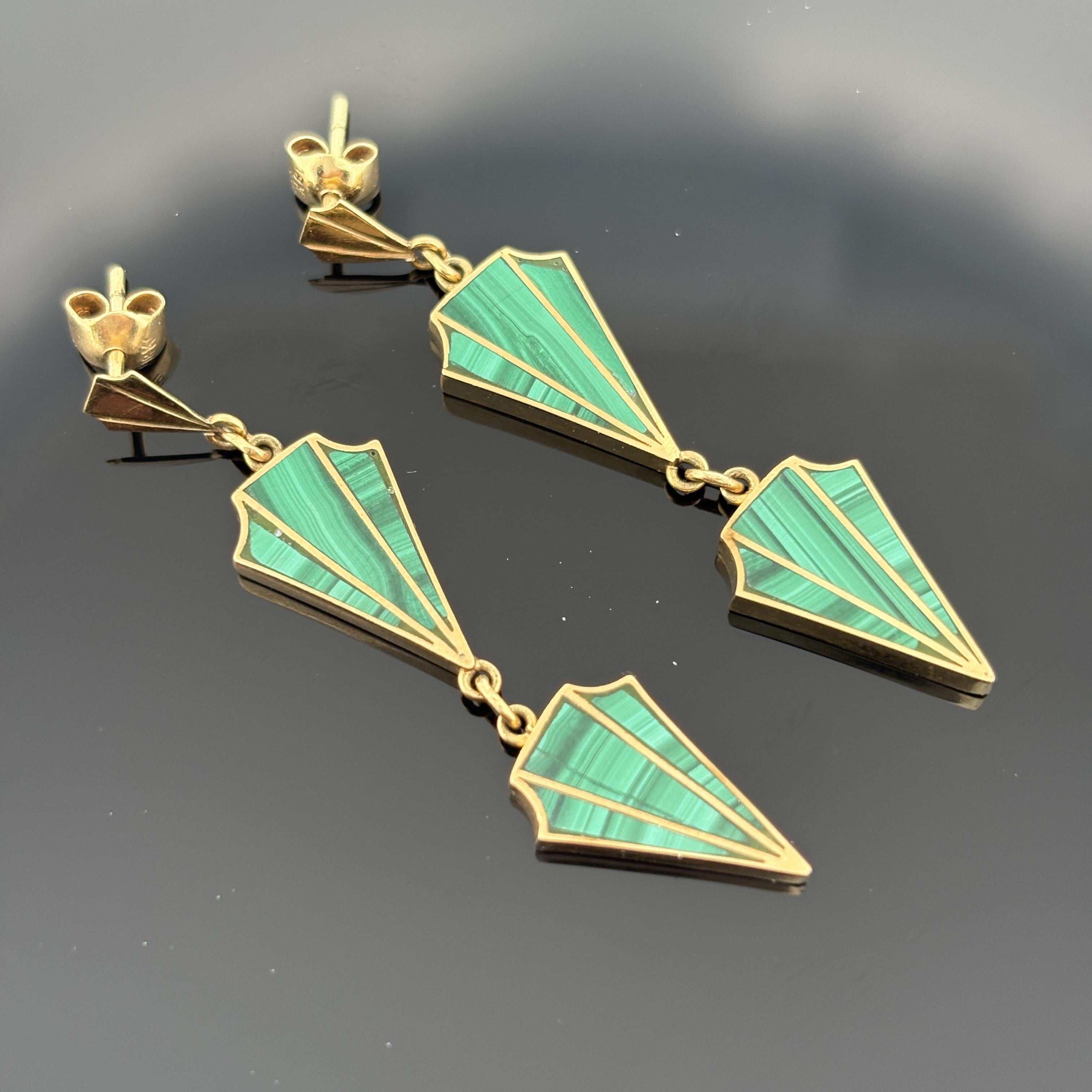 Vintage Art Deco Revival Malachite Drop Earrings 18k Yellow Gold, 1970s