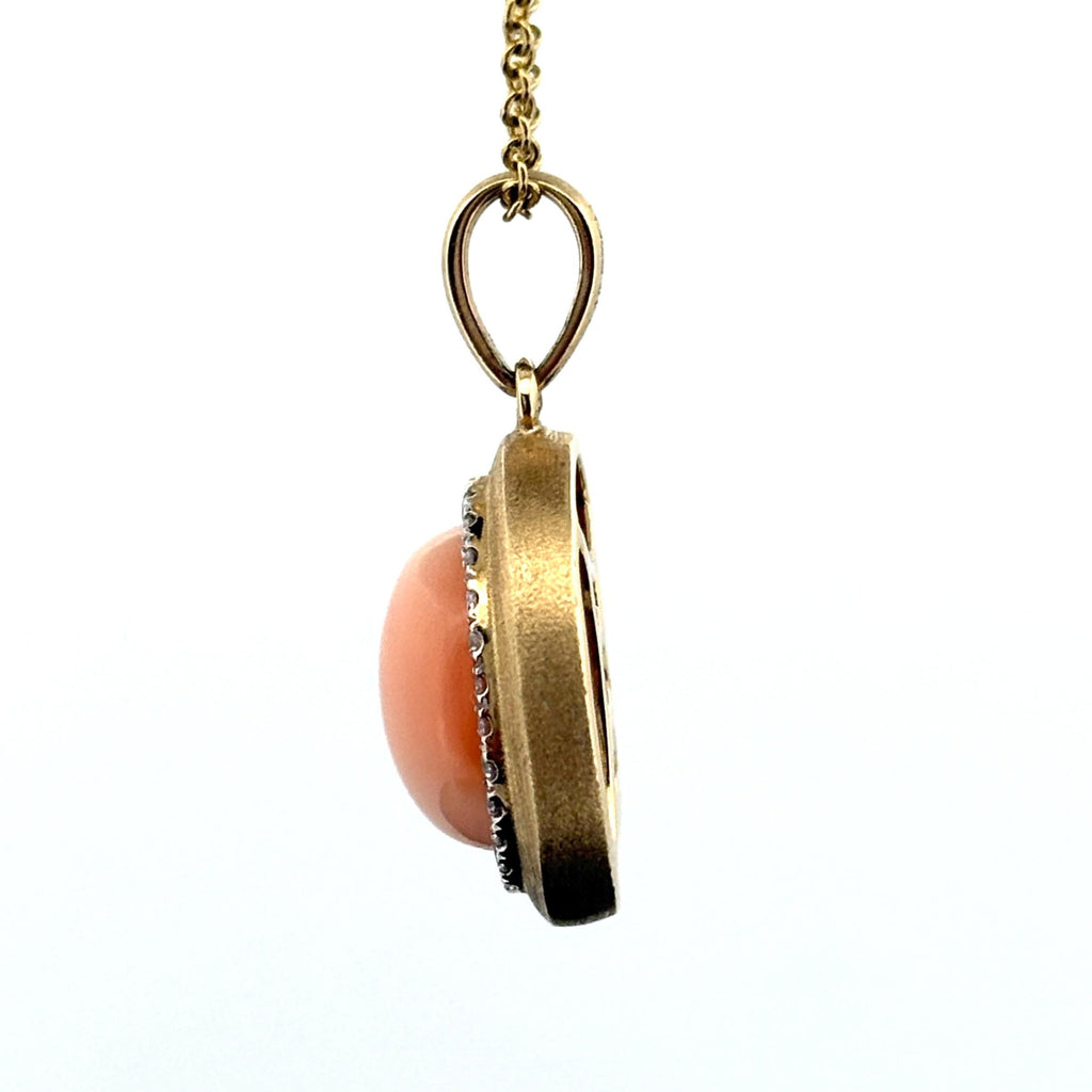 Effy Coral Cabochon & Diamond Pendant Necklace Satin Finish 14k Yellow Gold
