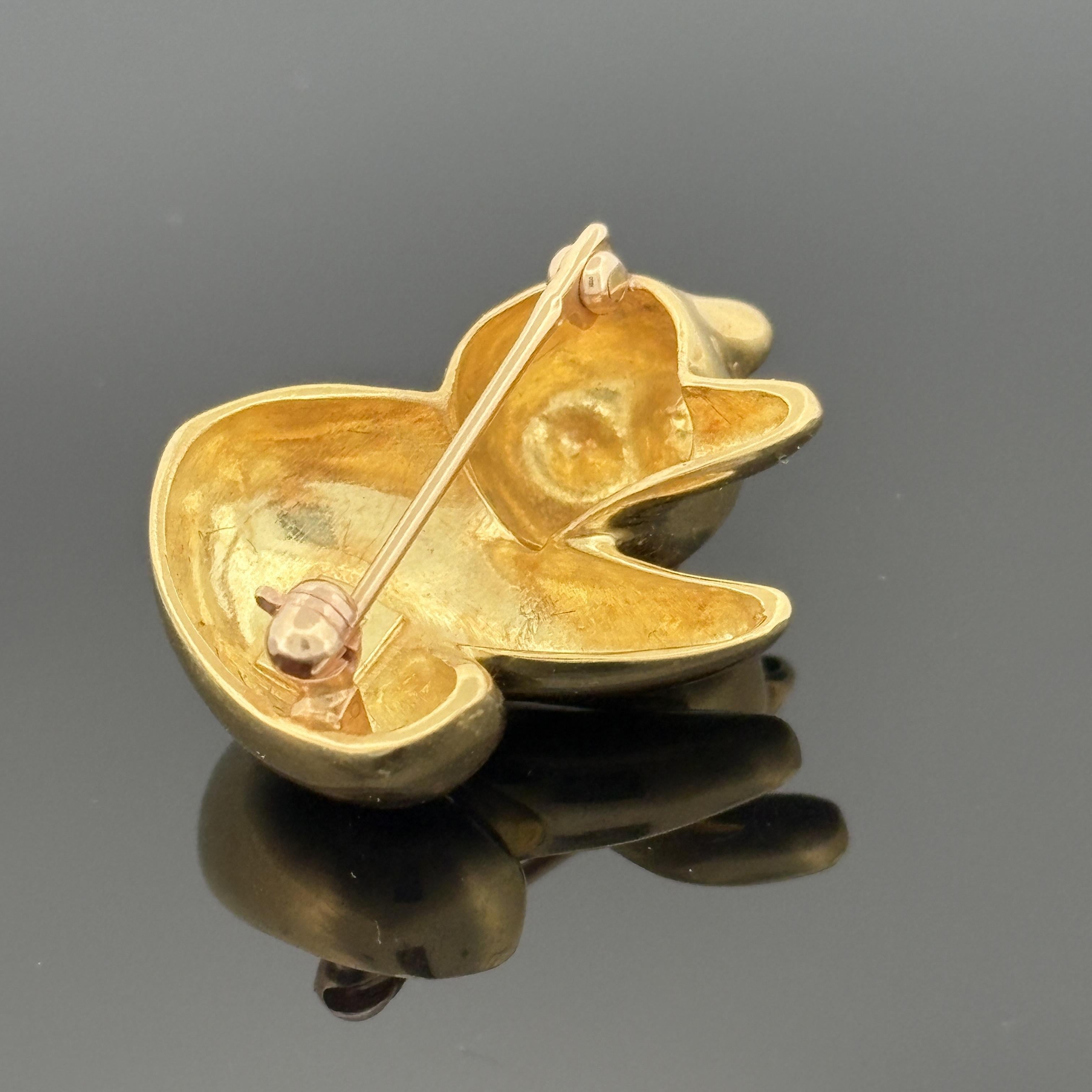 Vinatge Teddy Bear Pin 18k Yellow Gold, Italy, Mara Buzio