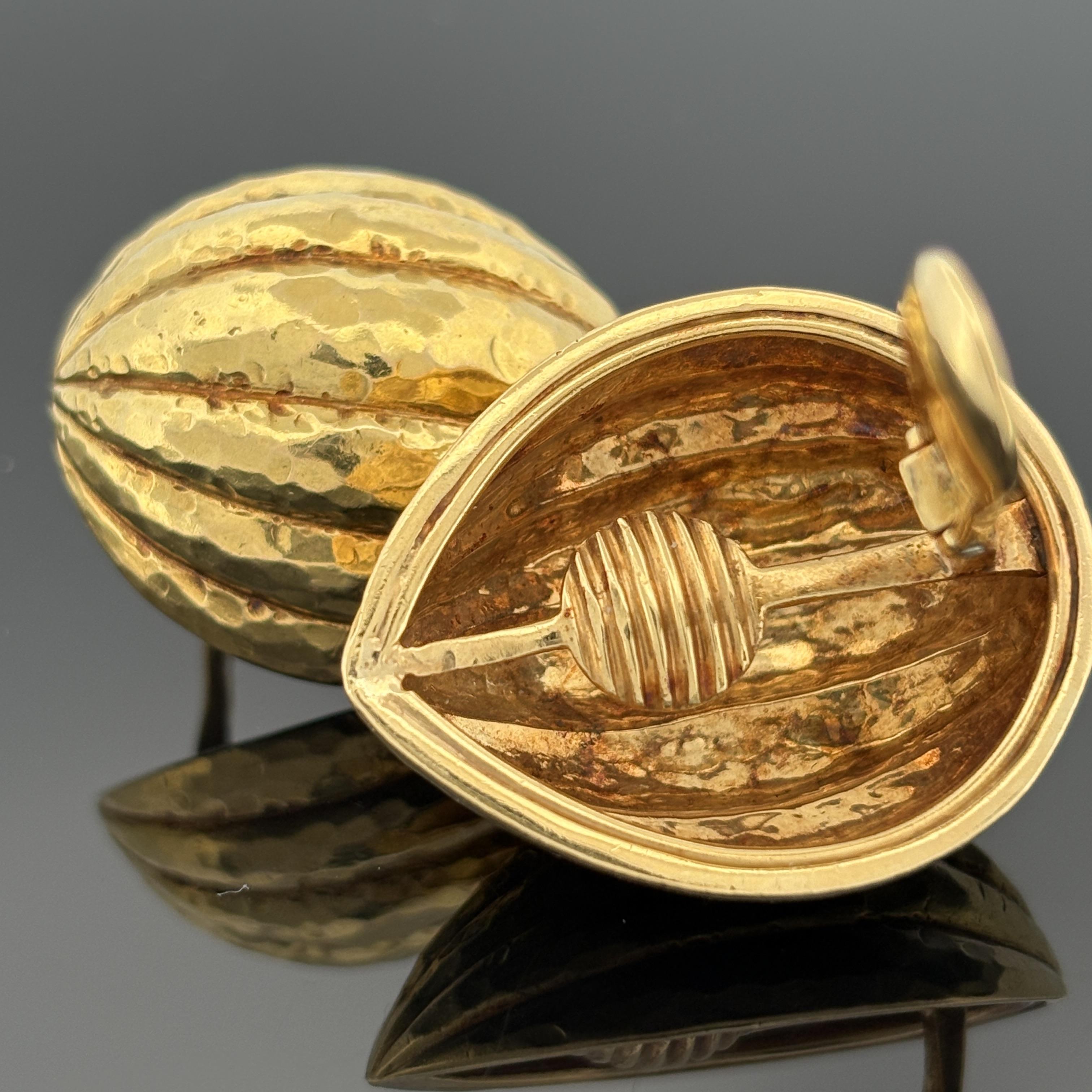 David Webb 18K Yellow Gold Hammered Dome Clip Earrings