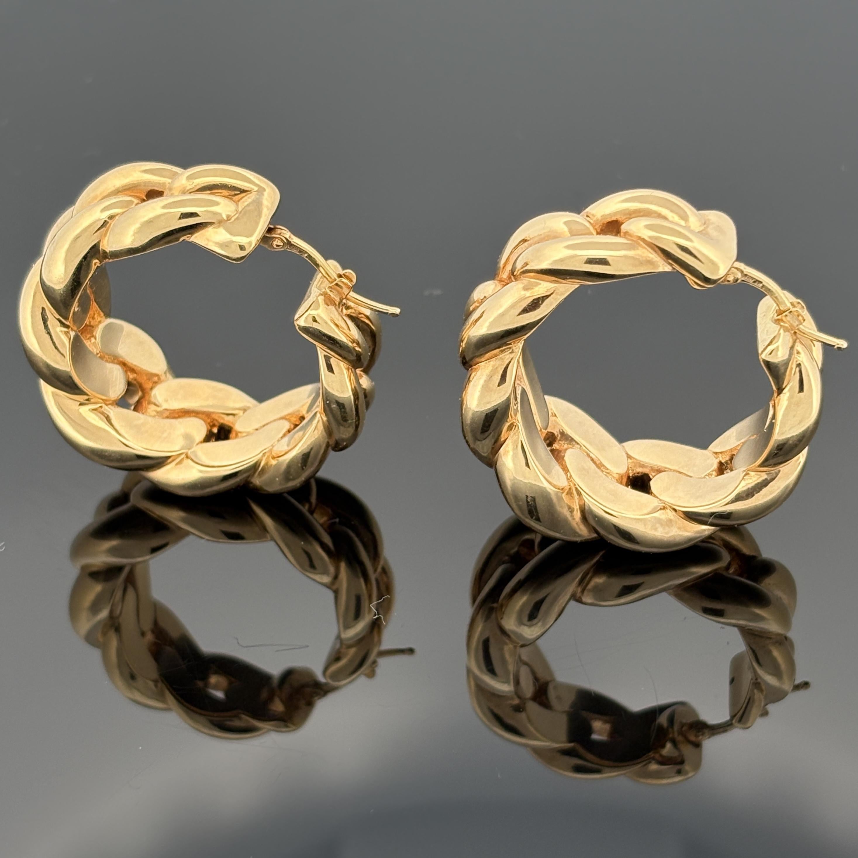Vintage 18k Yellow Gold Large Curb Link Hoop Earrings by Il Gioiello