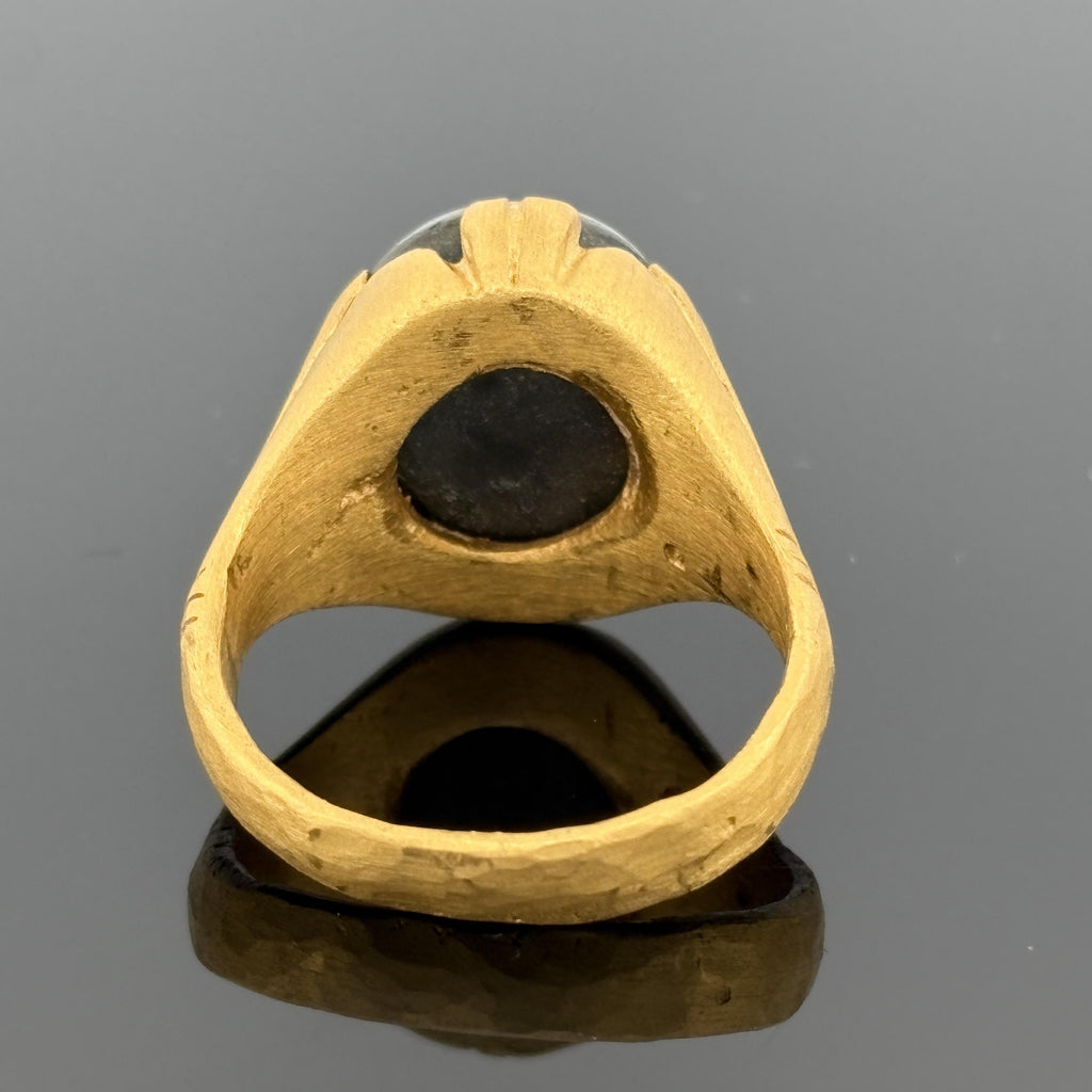 Unheated 13.65 Carat Sapphire Ring in Hand-Carved 23.6K Gold, Unisex