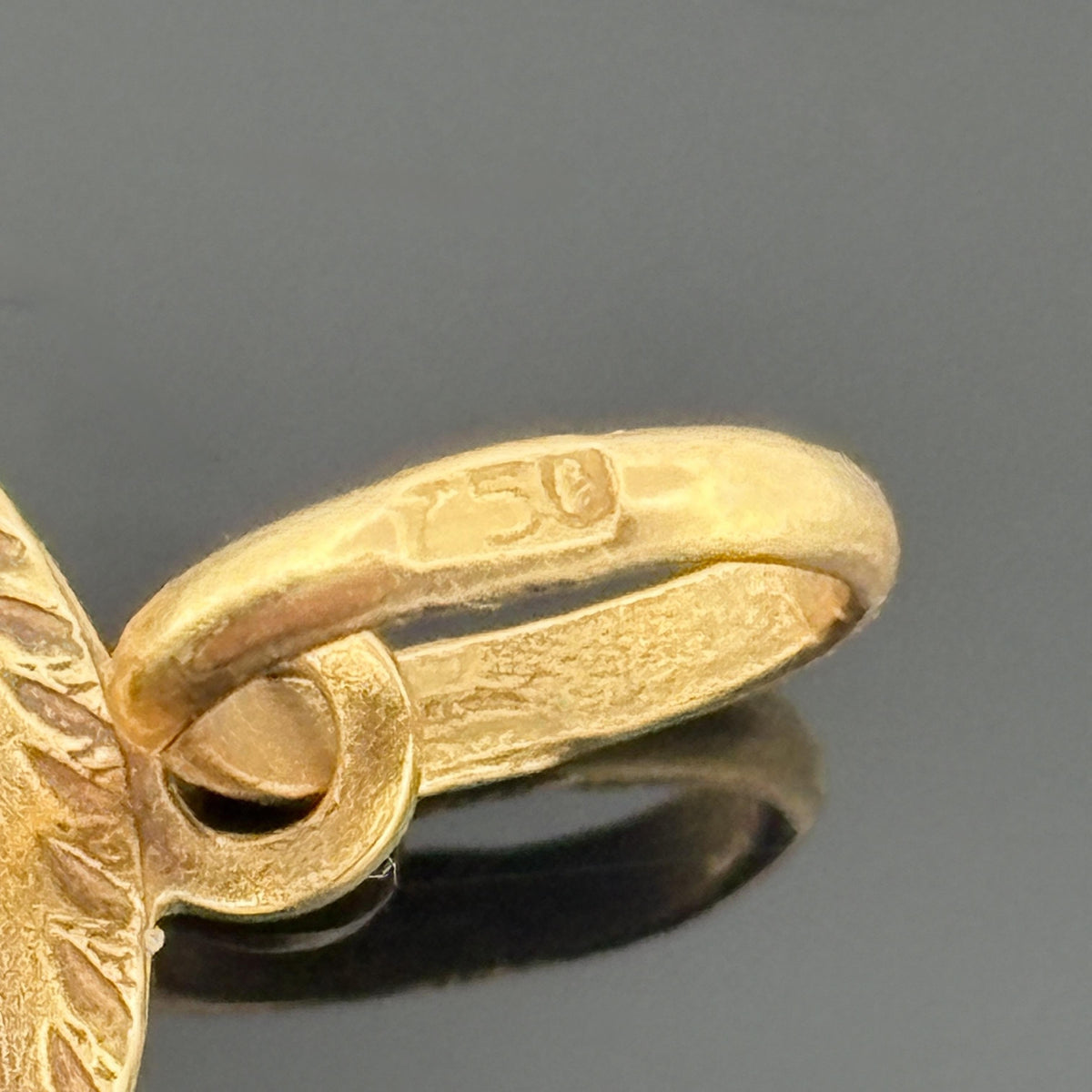 Vintage Italian 18K Yellow Gold Lucky 13 Openwork Pendant, Circa 1940