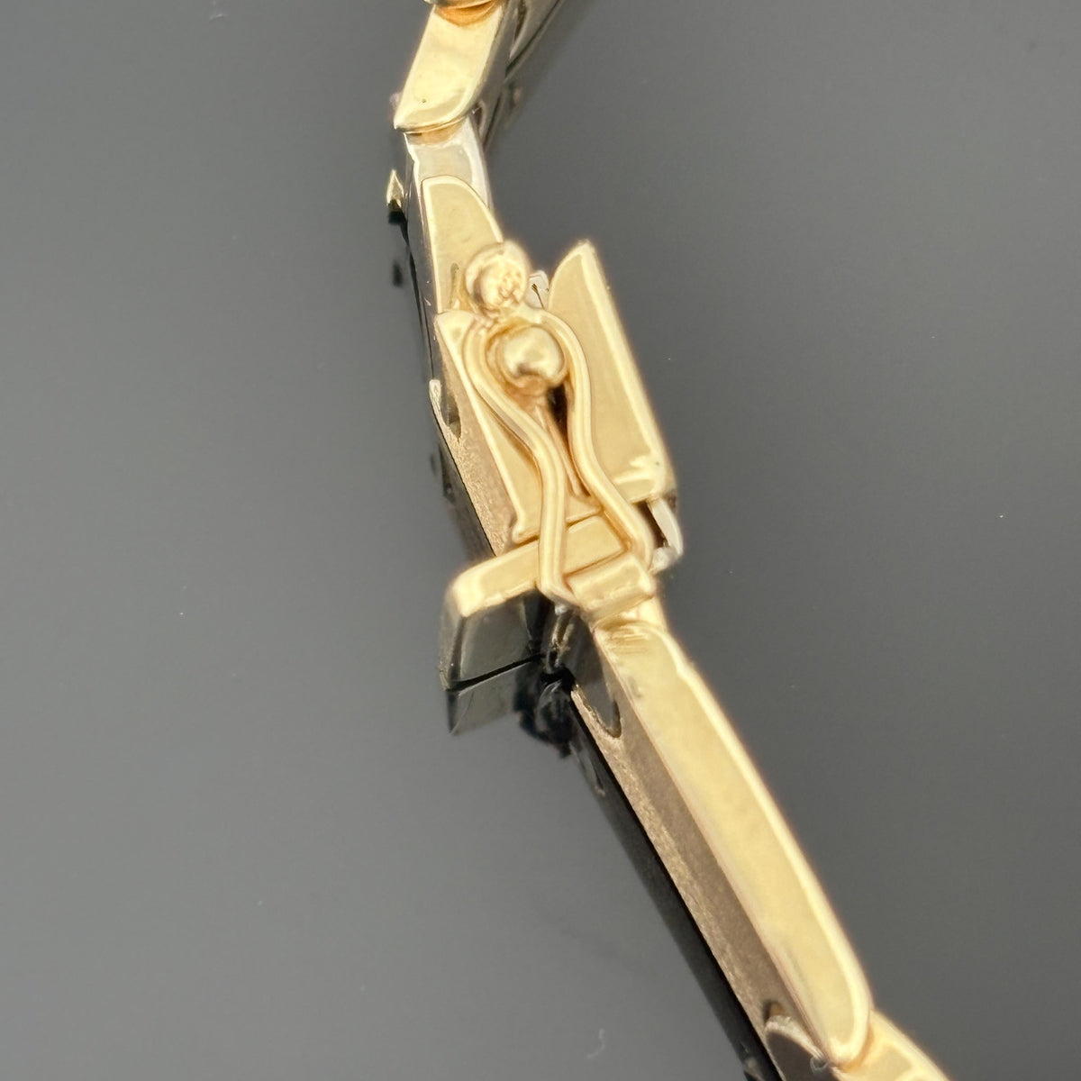 Vintage 14K Two-Tone Gold Screw Head Motif Reversible Link Bracelet