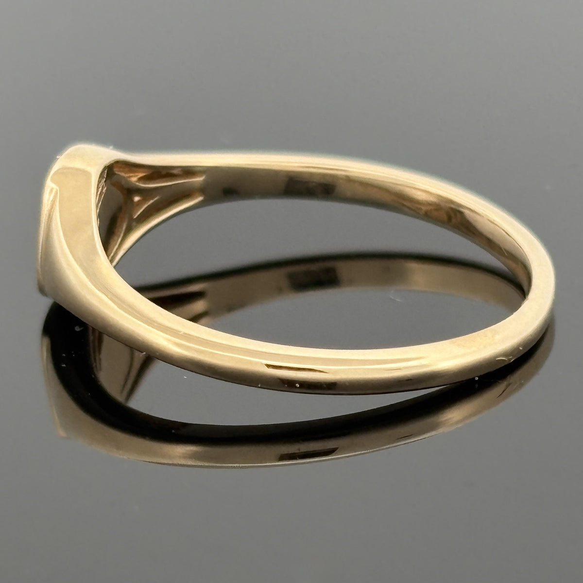 Luvente Square Petite Signet Ring 14k Yellow Gold Sz 6.25