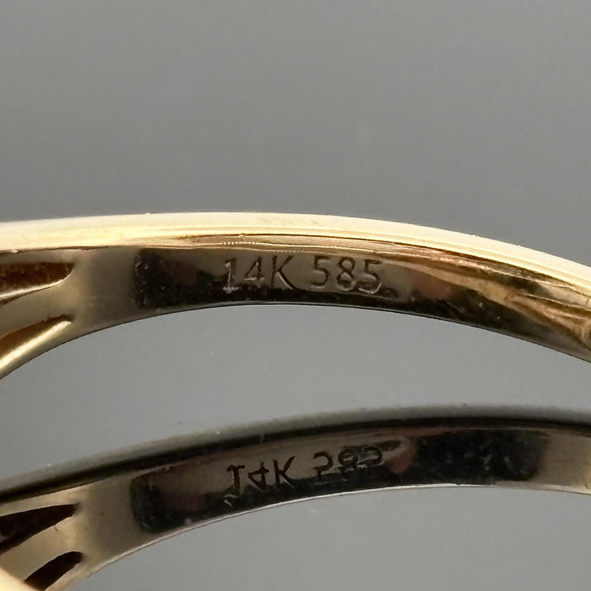 Luvente Square Petite Signet Ring 14k Yellow Gold Sz 6.25