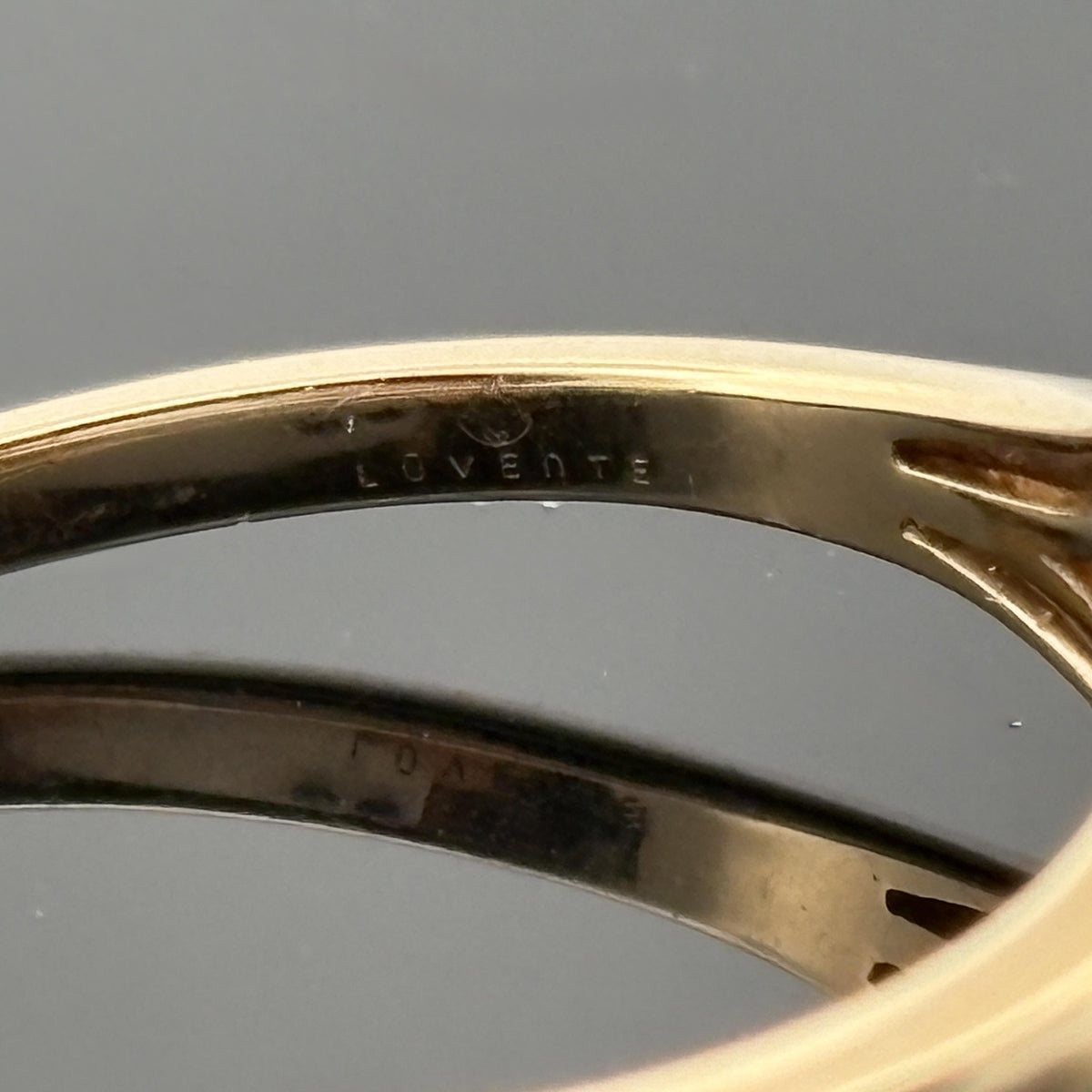 Luvente Square Petite Signet Ring 14k Yellow Gold Sz 6.25