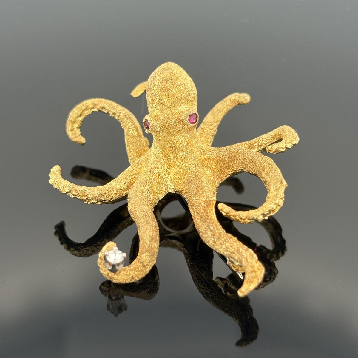 Pampillonia Octopus Brooch 18k Yellow Gold Ruby Diamond
