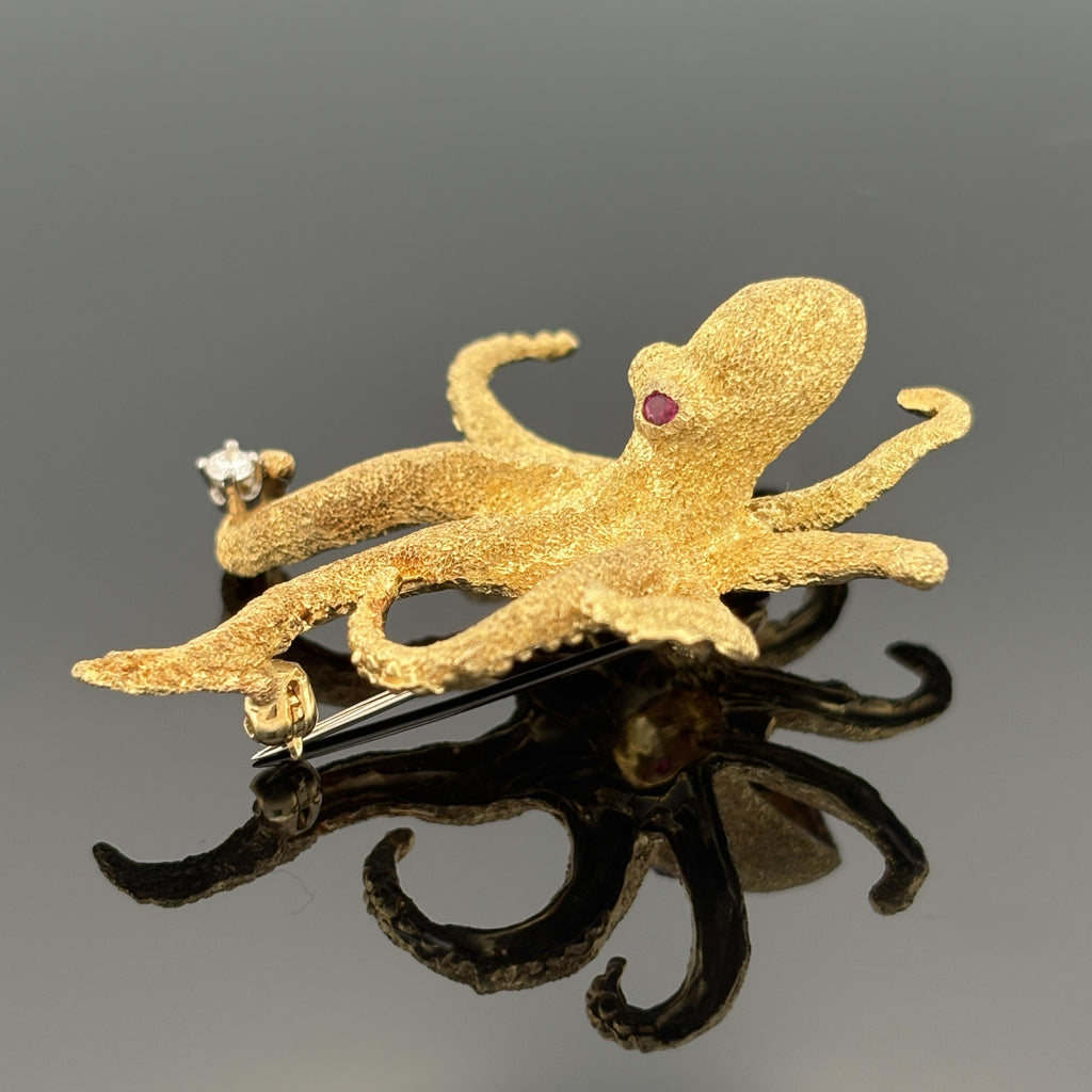 Pampillonia Octopus Brooch 18k Yellow Gold Ruby Diamond