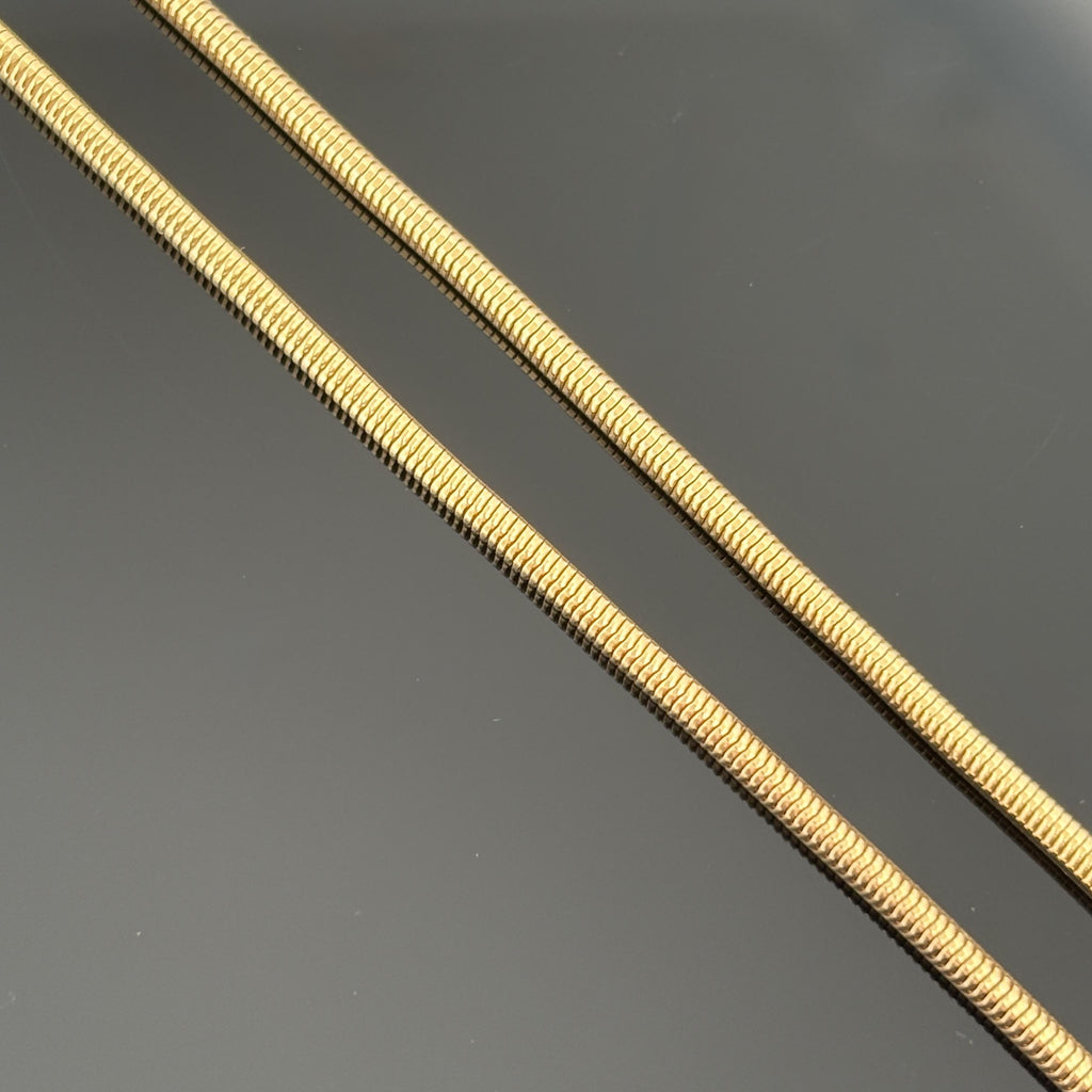 Vintage UnoAErre 18K Yellow Gold Snake Chain Necklace, 22", Italy Circa 1980