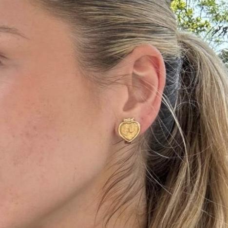 Carrera y Carrera Romeo & Juliet Heart Stud Earrings 18k Gold