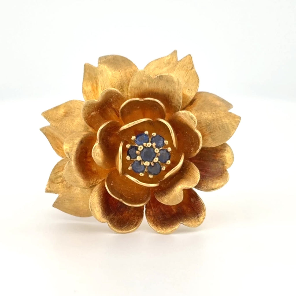 Vintage Flower Brooch 18k Yellow Gold & Blue Sapphire, Italy ca. 1970