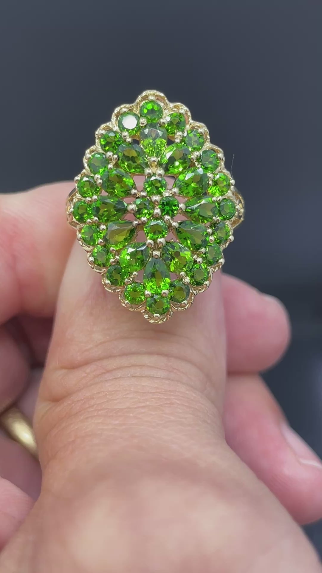 Estate Tsavorite Garnet 14k Yellow Gold Cocktail Ring